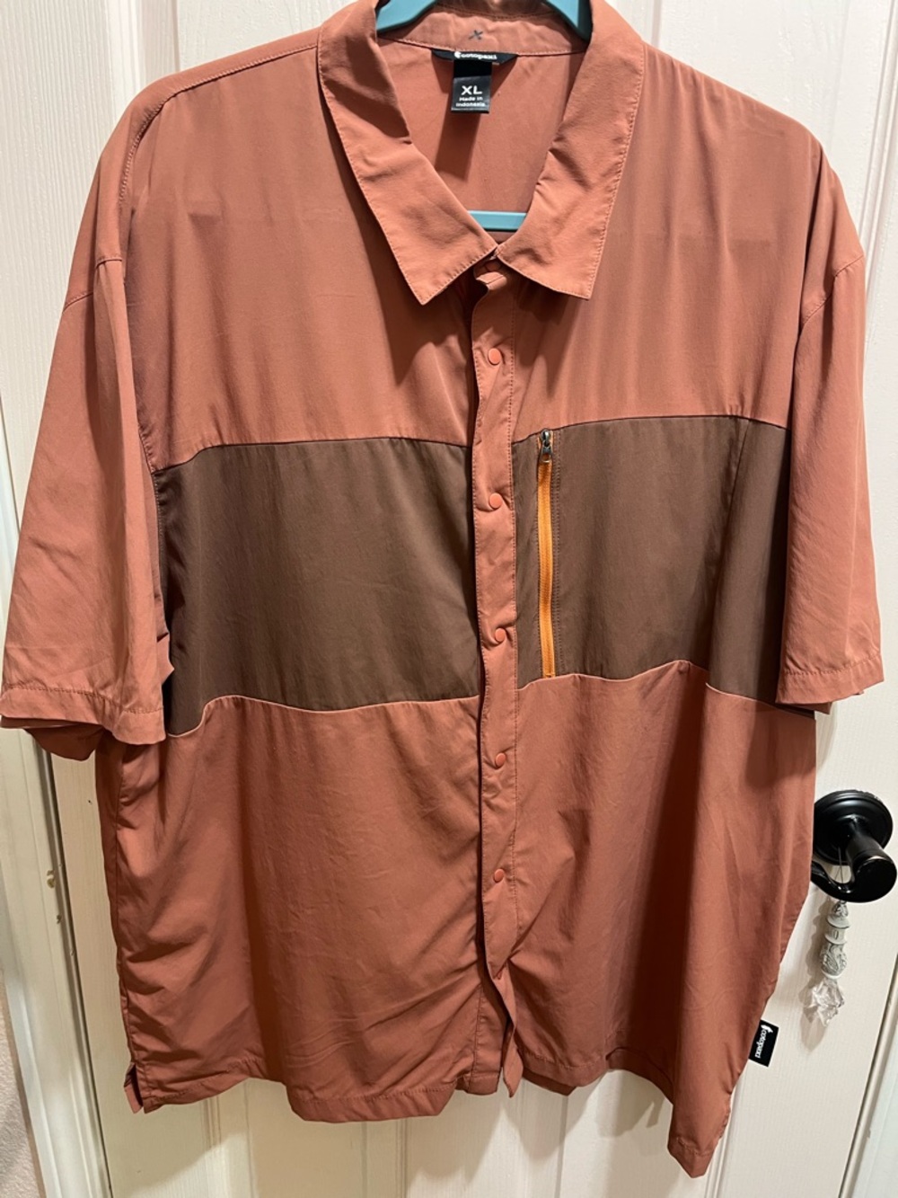 Cotopaxi Sumaco Rust and Brown, Short-Sleeve shirt with snaps.